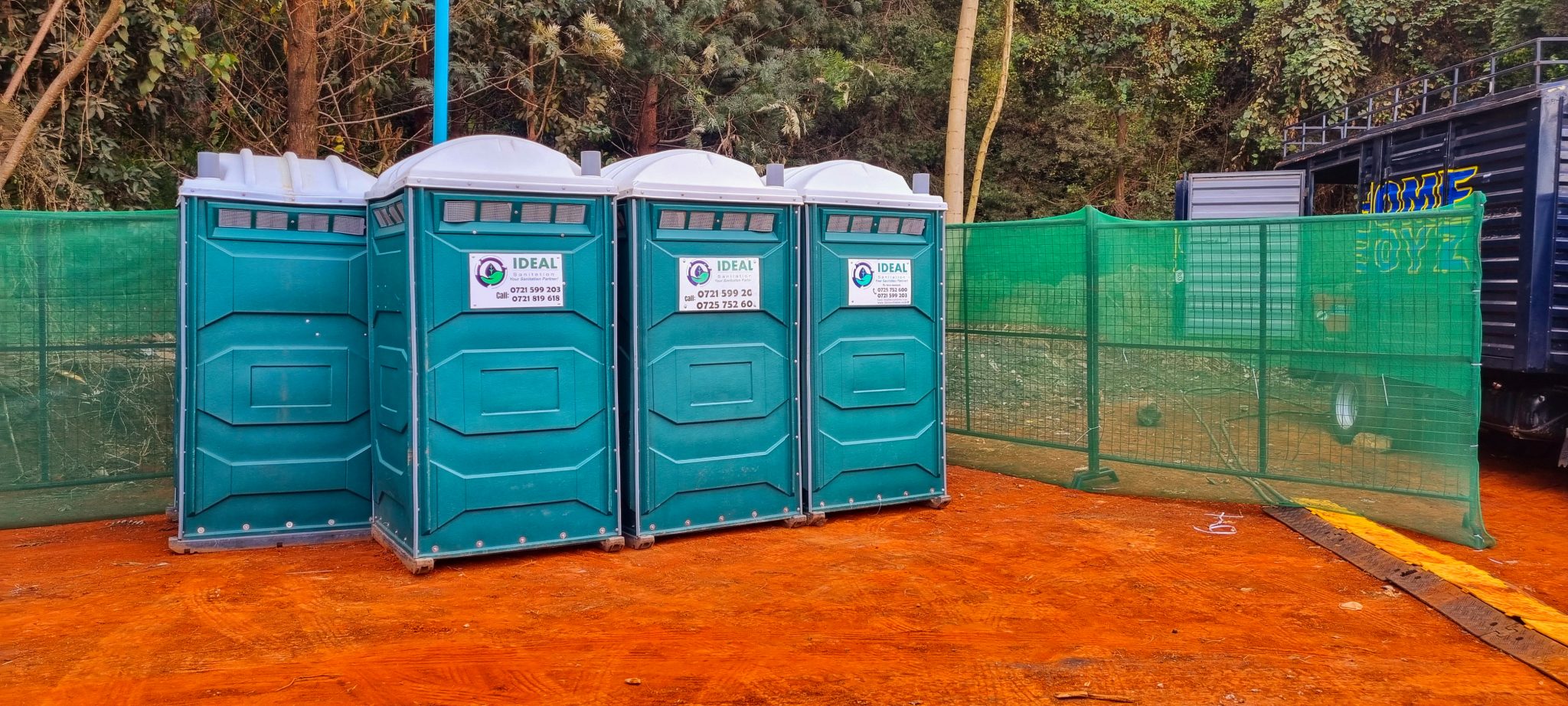 A Guide to Hiring Portable Toilets for Your Event Ideal